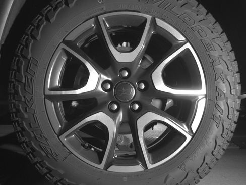 Used 2025 Jeep Compass Trailhawk AWD/4WD image 14