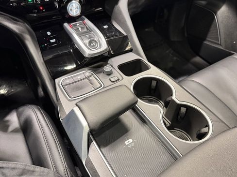 Used 2023 Acura MDX SH-AWD image 10