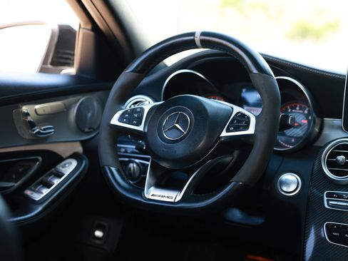 Used 2018 Mercedes-Benz C 63 AMG S image 36