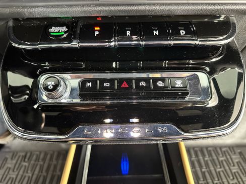 Used 2023 Lincoln Corsair Reserve w/ Equipment Group 201A image 20