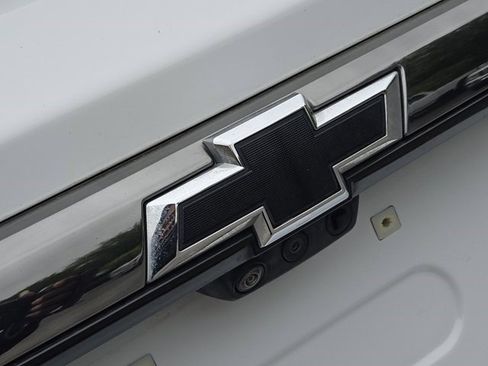 Certified 2023 Chevrolet Traverse Premier w/ Redline Edition FWD image 8