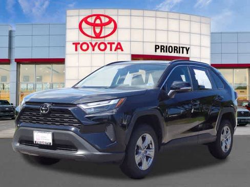 Certified 2024 Toyota RAV4 XLE FWD image 1