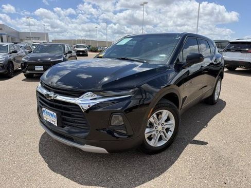 Used 2021 Chevrolet Blazer LT FWD image 3