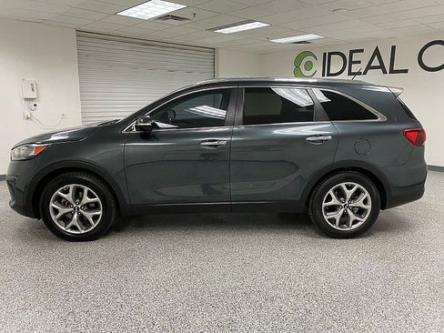 Used 2019 Kia Sorento EX image 15