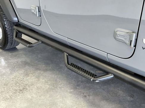 Used 2019 Jeep Wrangler Unlimited Sport S image 10