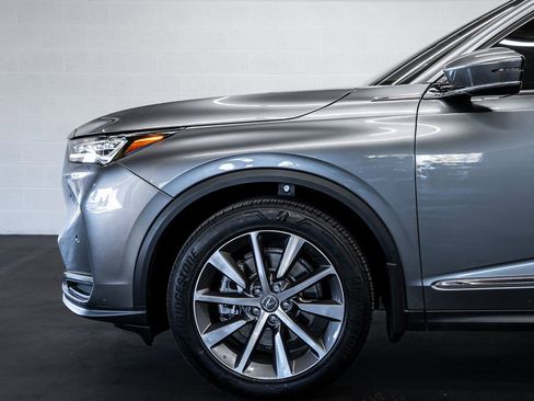 Certified 2025 Acura MDX w/ Technology Package image 12