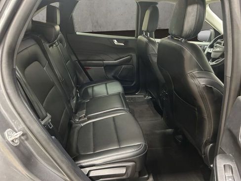 Certified 2025 Ford Escape Platinum AWD/4WD image 21