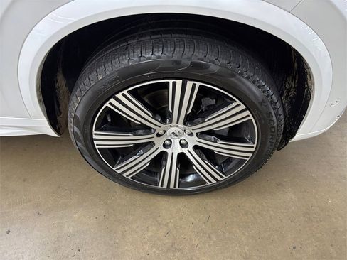 Certified 2023 Volvo XC90 B6 Ultimate image 38