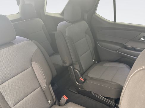 Used 2022 Chevrolet Traverse LT AWD/4WD image 20
