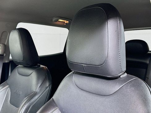 Used 2020 Jeep Compass Limited AWD/4WD image 19