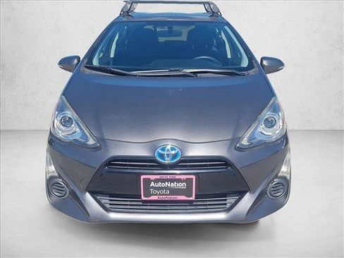 Used 2015 Toyota Prius C Two w/ Preferred Accessory Package FWD image 2