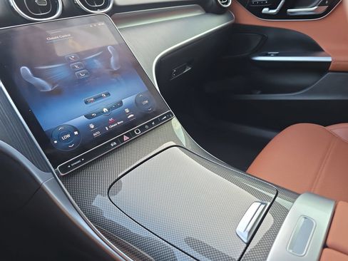 Used 2023 Mercedes-Benz C 300 Sedan image 25