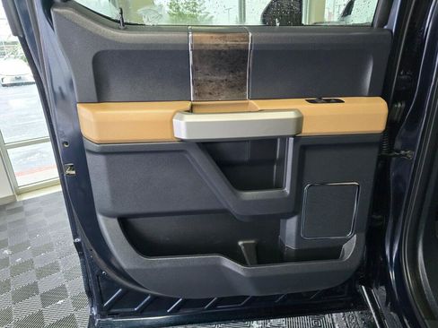 Used 2022 Ford F250 Lariat image 32