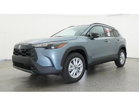 New 2026 Toyota Corolla Cross LE FWD image 17