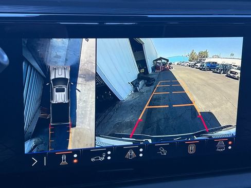 New 2026 GMC Sierra 3500 Denali Ultimate AWD/4WD image 17