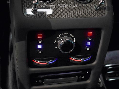 Used 2022 Rolls-Royce Ghost Black Badge image 29