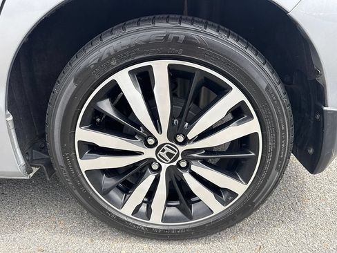 Used 2019 Honda Fit EX image 11