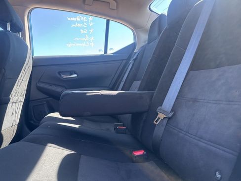 Used 2025 Nissan Sentra SR image 35