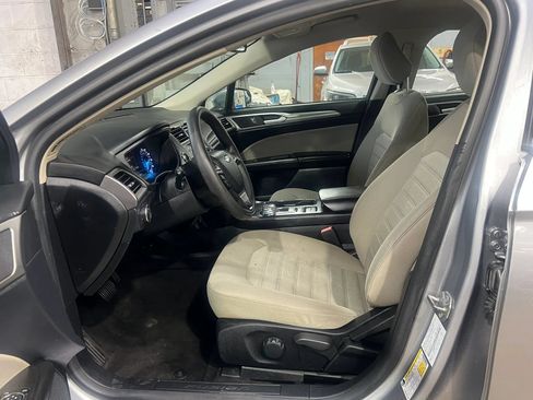 Used 2020 Ford Fusion S FWD image 24