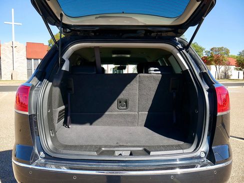 Used 2014 Buick Enclave Premium image 7