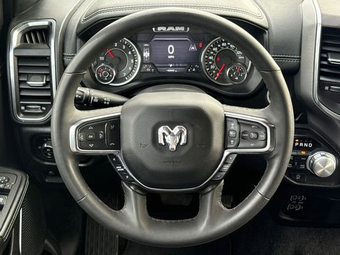 Used 2025 RAM 1500 Laramie AWD/4WD image 15