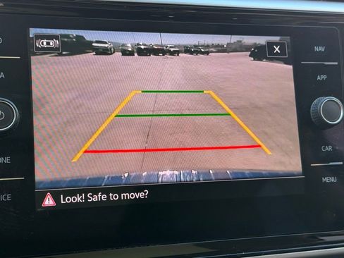 Used 2023 Volkswagen Atlas SEL R-Line image 10