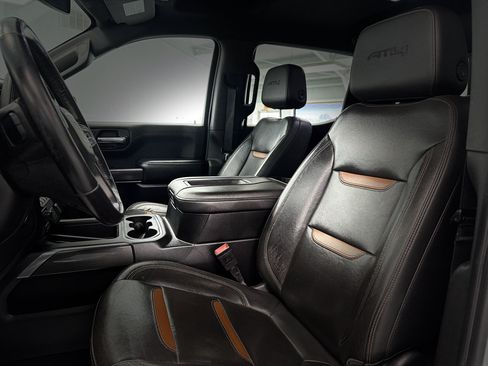 Used 2020 GMC Sierra 1500 AT4 w/ AT4 Preferred Package AWD/4WD image 13