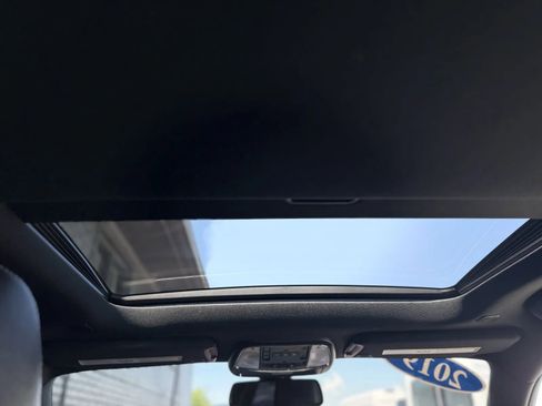 Used 2019 Dodge Charger Scat Pack w/ Plus Group image 19