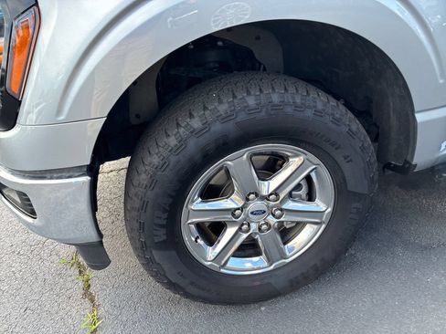 Used 2025 Ford F150 XLT w/ Equipment Group 301A Standard AWD/4WD image 9