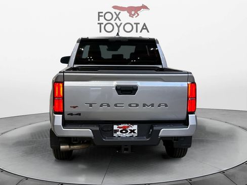 Used 2025 Toyota Tacoma SR5 image 5