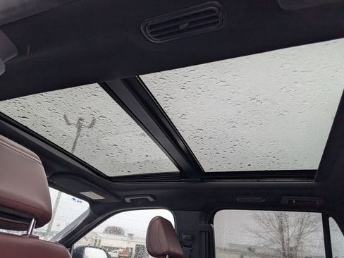 Used 2024 Ford Expedition Max Limited image 4