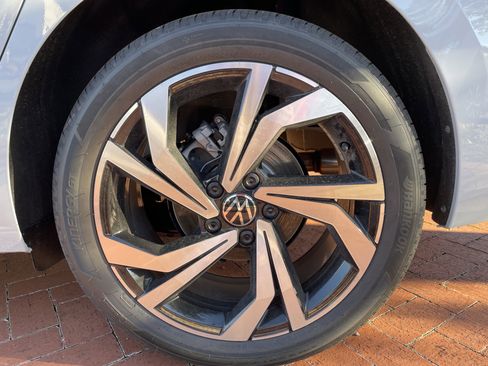 New 2026 Volkswagen Jetta SEL FWD image 8