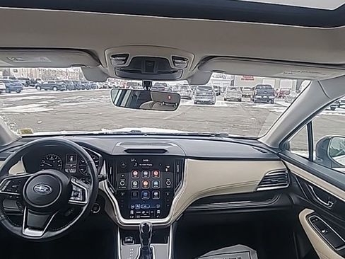 Used 2020 Subaru Outback Limited image 16
