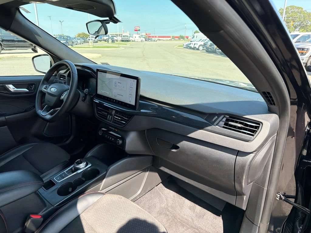 Certified 2023 Ford Escape ST-Line w/ Tech Pack #1 FWD image 23