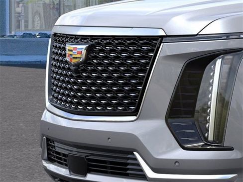 New 2026 Cadillac Escalade Luxury w/ LPO, Floor Liner Package image 13
