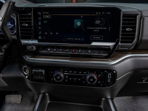 Used 2025 Chevrolet Silverado 2500 LT w/ Trail Boss Package image 25