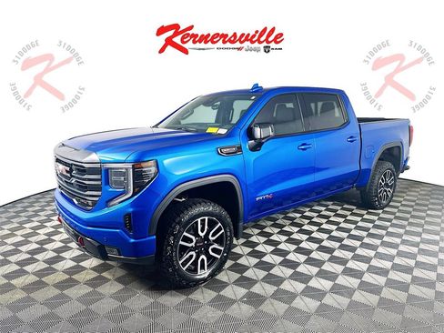 Used 2024 GMC Sierra 1500 AT4 w/ Technology Package image 3