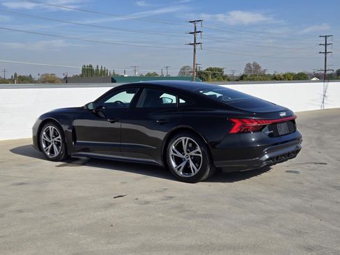 Used 2022 Audi e-tron GT Premium Plus image 6