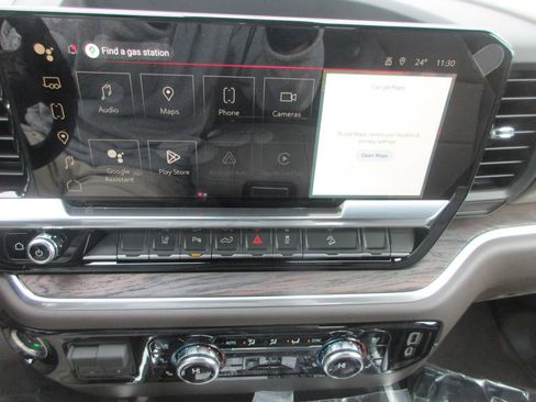 New 2026 GMC Sierra 2500 SLT w/ SLT Premium Package image 18