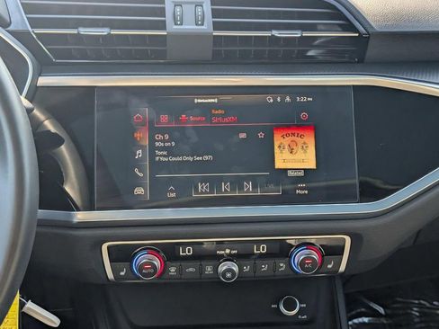 Used 2022 Audi Q3 2.0T Premium image 17