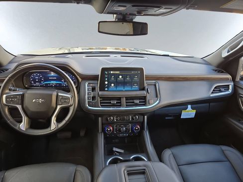 Used 2022 Chevrolet Tahoe Z71 image 13