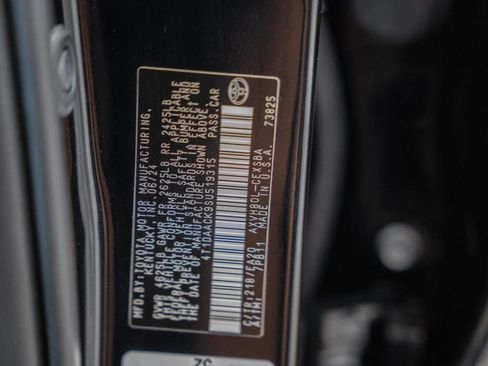 Used 2025 Toyota Camry SE FWD image 38