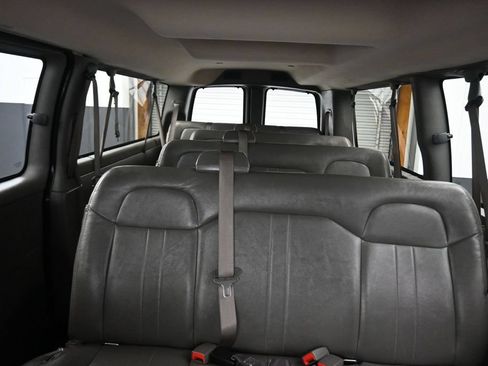 Used 2023 Chevrolet Express 3500 LS RWD image 24