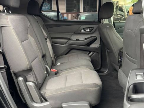 Used 2019 Chevrolet Traverse LS FWD image 20