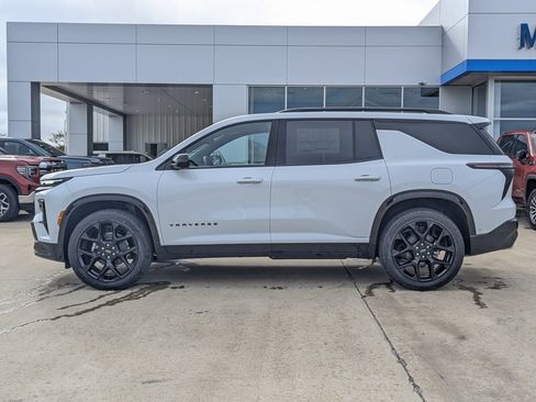 New 2026 Chevrolet Traverse RS w/ LPO, Floor Liner Package image 9