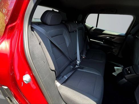 Used 2026 Chevrolet Equinox EV LT FWD image 24