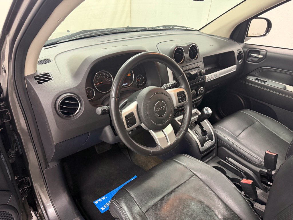 Used 2016 Jeep Compass High Altitude FWD image 20