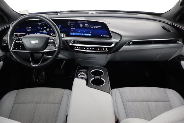 Used 2024 Cadillac Lyriq Sport RWD image 13