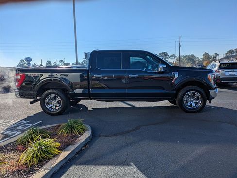 Used 2023 Ford F150 Lariat w/ Trailer Tow Package image 4