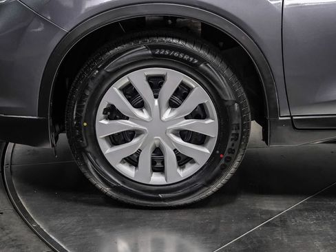 Used 2018 Nissan Rogue S FWD image 9